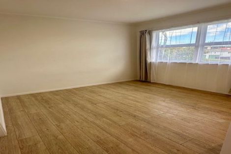 Photo of property in 6/133 Shakespeare Road, Milford, Auckland, 0620