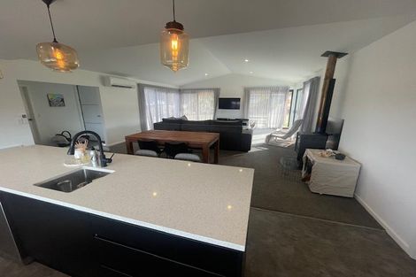 Photo of property in 24 Grandview Road, Lake Hawea, 9382