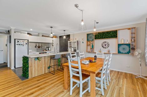 Photo of property in 22 Colombo Road, Waiuku, 2123