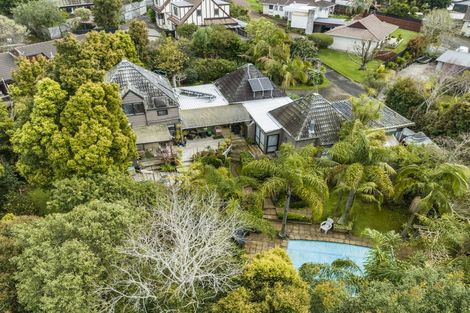 Photo of property in 36 Curacao Place, Half Moon Bay, Auckland, 2012