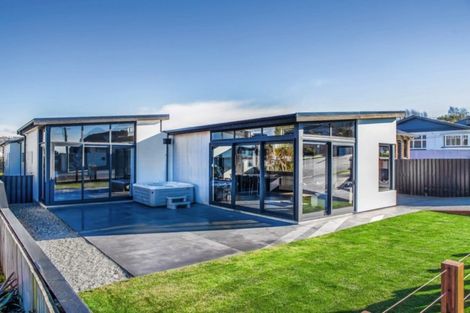Photo of property in 17 Richmond Street, Waimataitai, Timaru, 7910