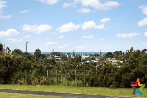 Photo of property in 48 Browns Drive, Waihi Beach, 3611