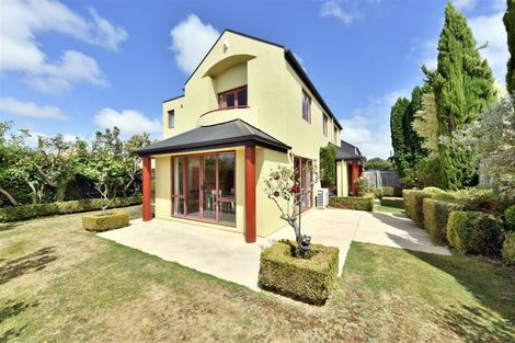 Photo of property in 5 Staveley Street, Avonhead, Christchurch, 8042