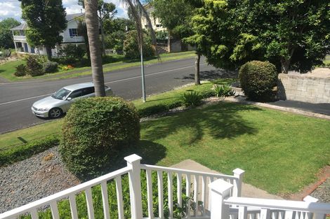 Photo of property in 21 Madill Road, St Andrews, Hamilton, 3200