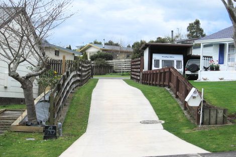 Photo of property in 27 Cumberland Crescent, Welcome Bay, Tauranga, 3112