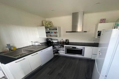 Photo of property in 10 Mertoun Terrace, Highbury, Wellington, 6012