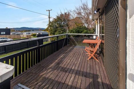 Photo of property in 6 Spencer Street, Western Heights, Rotorua, 3015