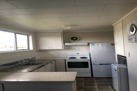 Photo of property in 8 Anzac Parade, Hamilton Central, Hamilton, 3204