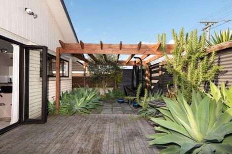 Photo of property in 67a Eighth Avenue, Tauranga, 3110
