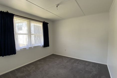 Photo of property in 87 Beazley Avenue, Paparangi, Wellington, 6037