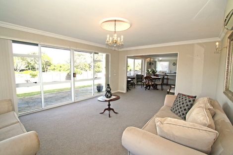 Photo of property in 145 Mangorei Road, Merrilands, New Plymouth, 4312