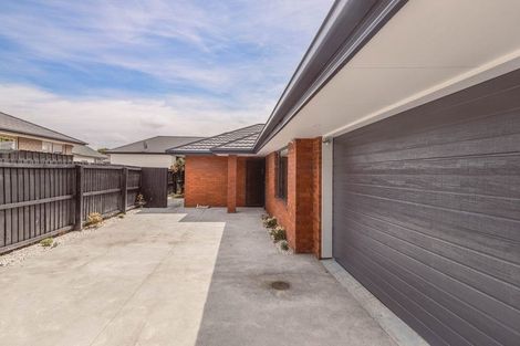 Photo of property in 122a Halswell Junction Road, Halswell, Christchurch, 8025