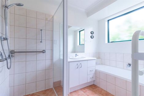 Photo of property in 13 Oakridge Drive, Kerikeri, 0230