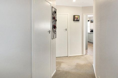 Photo of property in 16 Mark Perreau Place, Foxton, 4814