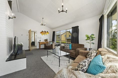 Photo of property in 68 Royal Terrace, Alexandra, 9320