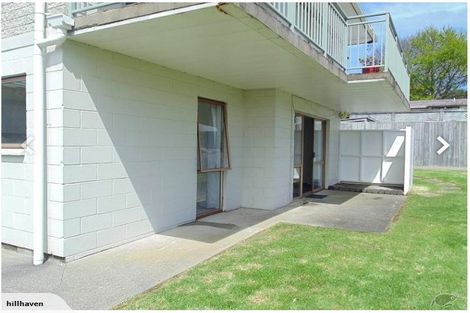 Photo of property in 11 Hastie Avenue, Mangere Bridge, Auckland, 2022