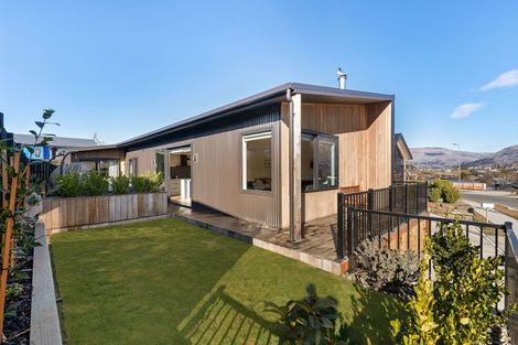 Photo of property in 45 Clearview Street, Wanaka, 9305