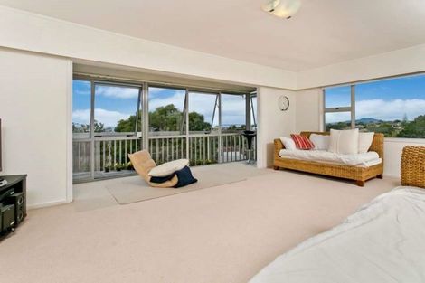 Photo of property in 2/26 Park Rise, Campbells Bay, Auckland, 0630