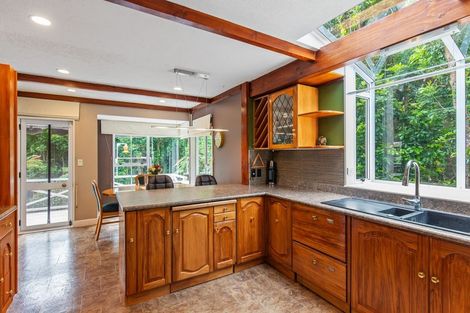 Photo of property in 15b Kakariki Grove, Waikanae, 5036