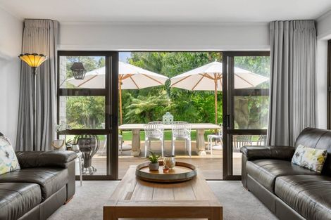 Photo of property in 130 Moana Anu Anu Avenue, Whangamata, 3620