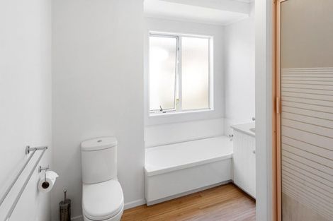 Photo of property in 10b Bayfair Drive, Mount Maunganui, 3116