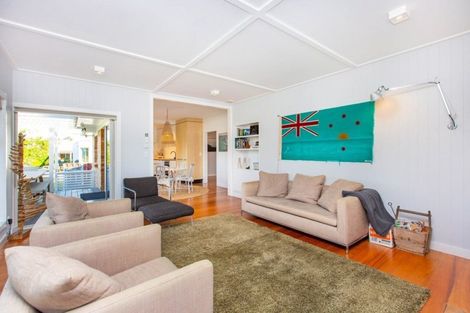 Photo of property in 5 Puriri Street, Raglan, 3225