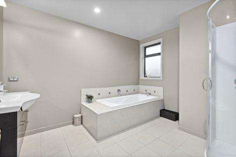 Photo of property in 74 Mount Iron Drive, Wanaka, 9305