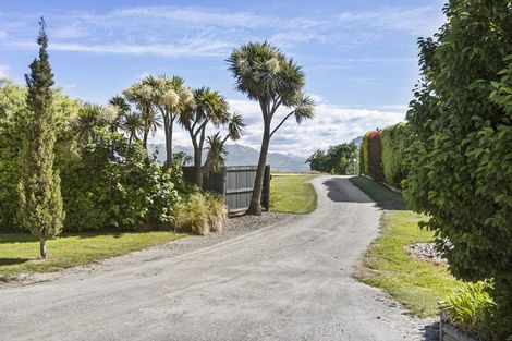 Photo of property in 17 Parry Crescent, Lake Hawea, 9382