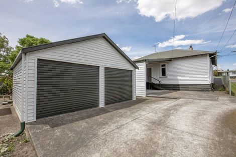 Photo of property in 60 Racecourse Road, Waipukurau, 4200
