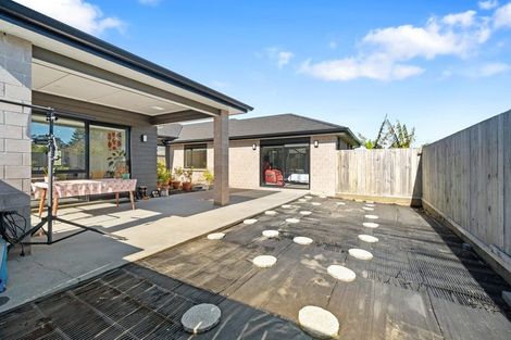 Photo of property in 15 Waikaka Place, Rototuna North, Hamilton, 3210