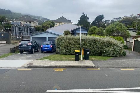 Photo of property in 11 Tawa Street, Tawa, Wellington, 5028