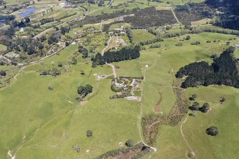 Photo of property in 64 Gervin Road, Wainui, Silverdale, 0992