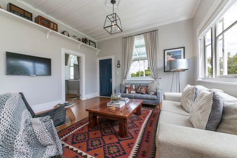 Photo of property in 5 Clarks Lane, Hobsonville, Auckland, 0618