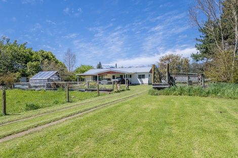 Photo of property in 501 Arapaepae Road, Ohau, Levin, 5570