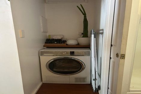 Photo of property in 32a Main Street, Hospital Hill, Napier, 4110