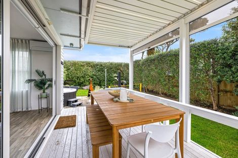 Photo of property in 3 The Southern Isle, Omaha, 0986