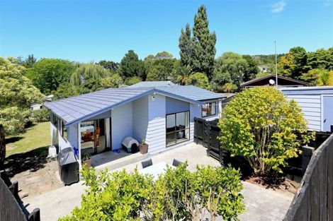 Photo of property in 5 Coey Place, Glen Eden, Auckland, 0602