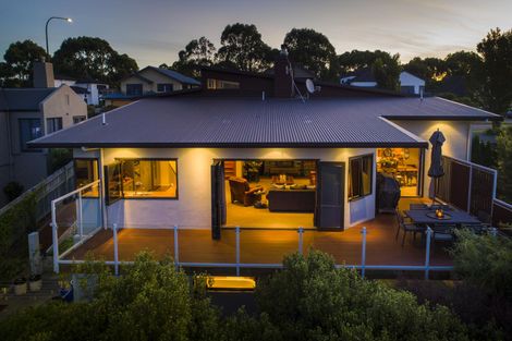 Photo of property in 51 Ruapehu Drive, Fitzherbert, Palmerston North, 4410