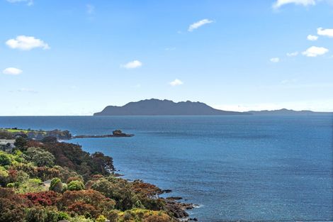 Photo of property in 62-64 Lax Crescent, Leigh, 0985