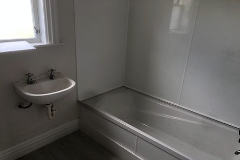 Photo of property in 38 Macdonald Crescent, Te Aro, Wellington, 6011