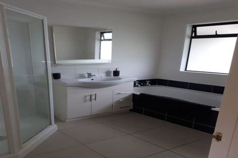 Photo of property in 8a Kenwyn Avenue, St Albans, Christchurch, 8052