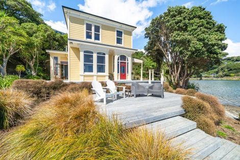 Photo of property in 55 Paremata Road, Paremata, Porirua, 5024