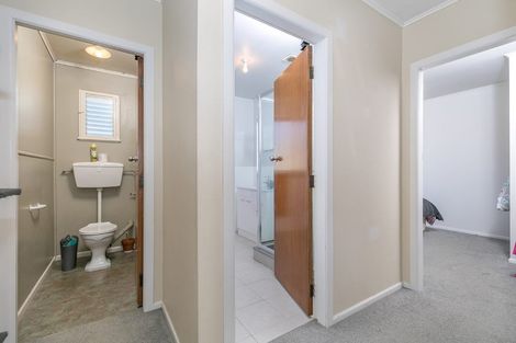 Photo of property in 12a Helena Road, Hillcrest, Hamilton, 3216