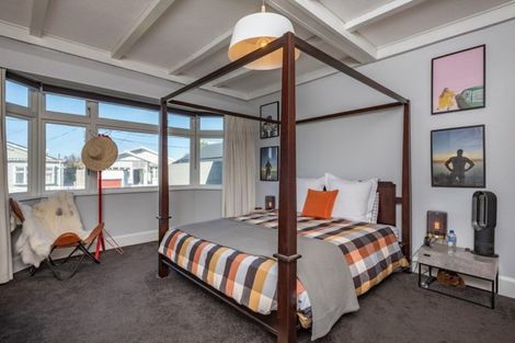 Photo of property in 19 Palm Avenue, Lyall Bay, Wellington, 6022