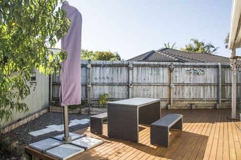 Photo of property in 43 Strid Road, Te Atatu South, Auckland, 0610