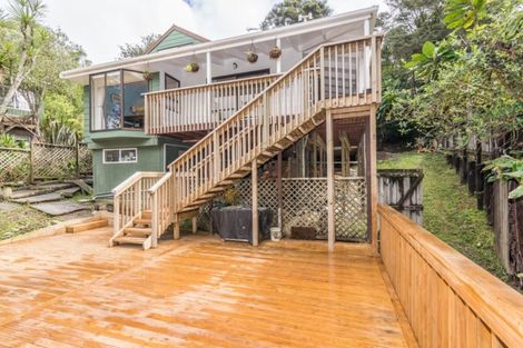 Photo of property in 704 South Titirangi Road, Titirangi, Auckland, 0604