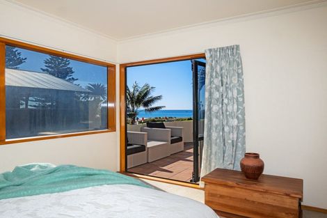 Photo of property in 32 Marine Parade, Mount Maunganui, 3116