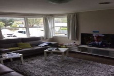 Photo of property in 11 Knox Road, Swanson, Auckland, 0612