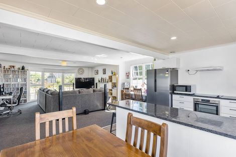 Photo of property in 67 Donovan Road, Paraparaumu Beach, Paraparaumu, 5032