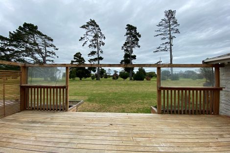 Photo of property in 87 Carnoustie Drive, Wattle Downs, Auckland, 2103